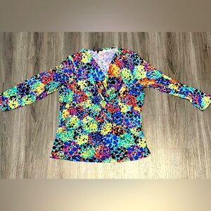 Cable & Gauge Multi color bright V-neck top XL